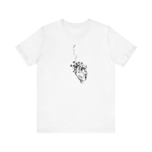 Minimalist heart series.Unisex Short Sleeve Tee